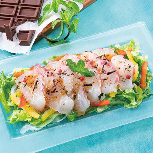 魚の北辰のチョコミント風味の白身魚のカルパッチョ
