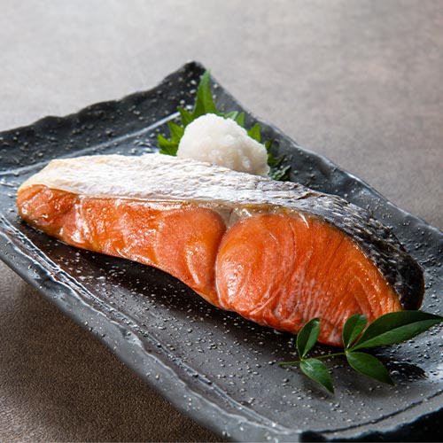 味の十字屋 中辛口紅鮭 2枚 1,080円